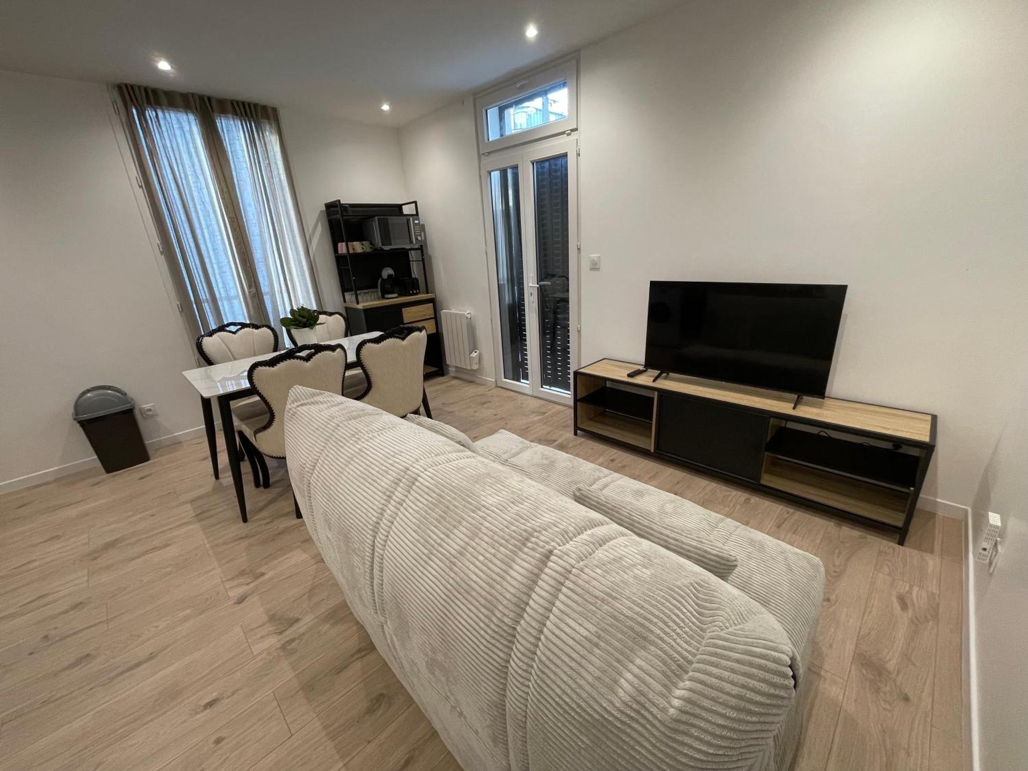 Appartement Avec Terrasse Et Ciel Etoile ! ノワジー・ル・セック エクステリア 写真